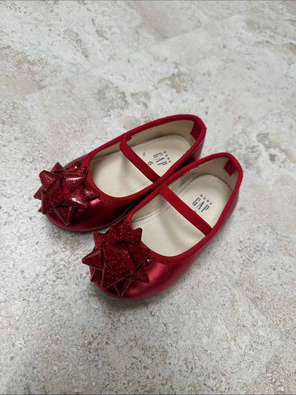 GAP Girls' Shiny Red Bow Mary Jane Flats